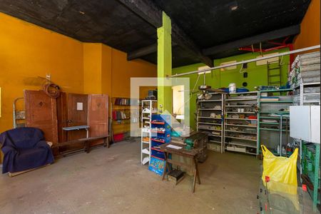 Casa à venda com 455m², 4 quartos e 6 vagas Casa à venda com 455m², 4 quartos e 6 vagasDepósito