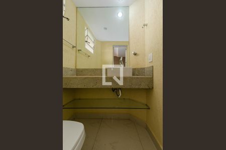 Lavabo de casa de condomínio para alugar com 3 quartos, 93m² em Buritis, Belo Horizonte