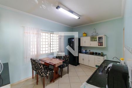 Casa à venda com 106m², 4 quartos e 3 vagasCozinha (Casa 01)