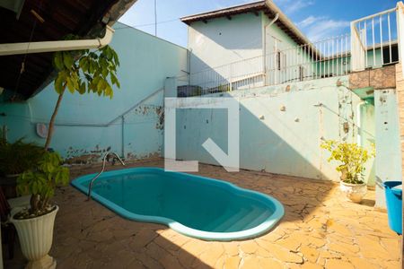 Casa à venda com 106m², 4 quartos e 3 vagasPiscina