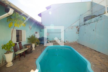 Casa à venda com 106m², 4 quartos e 3 vagasPiscina