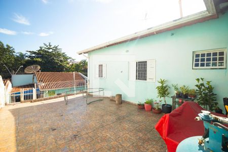 Casa à venda com 106m², 4 quartos e 3 vagasQuintal (Casa 02)