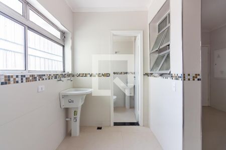 Apartamento para alugar com 150m², 3 quartos e 2 vagas Apartamento para alugar com 150m², 3 quartos e 2 vagasÁrea de Serviço