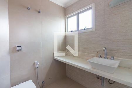 Apartamento para alugar com 150m², 3 quartos e 2 vagas Apartamento para alugar com 150m², 3 quartos e 2 vagasBanheiro da Suíte 1