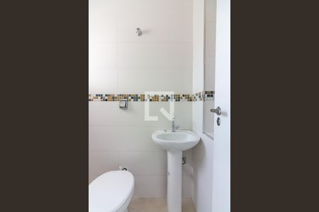 Apartamento para alugar com 150m², 3 quartos e 2 vagas Apartamento para alugar com 150m², 3 quartos e 2 vagasBanheiro de Serviço