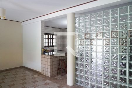 Sala de casa à venda com 3 quartos, 127m² em Vila Costa Melo, São Paulo