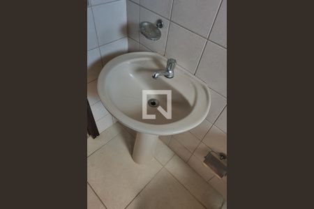 Apartamento para alugar com 72m², 3 quartos e 1 vaga Apartamento para alugar com 72m², 3 quartos e 1 vagaDetalhe Banheiro