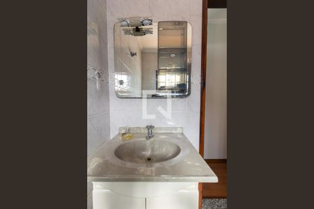 Casa à venda com 160m², 3 quartos e 5 vagasBanheiro Suíte 2