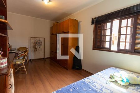 Casa à venda com 160m², 3 quartos e 5 vagasQuarto Suíte 2