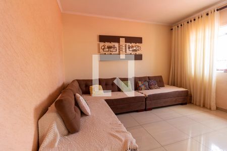 Sala de  TV de casa à venda com 3 quartos, 160m² em Vila Butantã, São Paulo