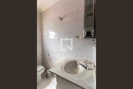 Casa à venda com 160m², 3 quartos e 5 vagasBanheiro Suíte 2