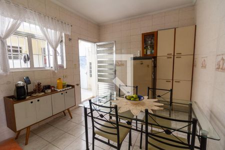 Casa à venda com 160m², 3 quartos e 5 vagasCopa