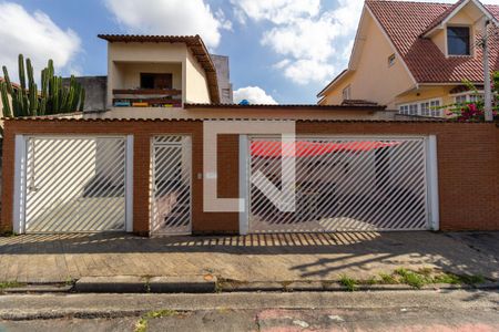 Casa à venda com 160m², 3 quartos e 5 vagasFachada