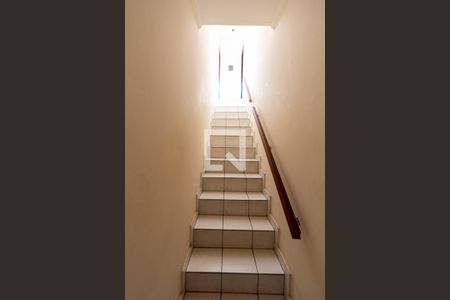 Casa à venda com 160m², 3 quartos e 5 vagasEscadas Suítes