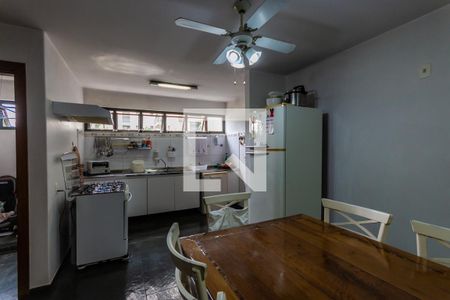 Apartamento à venda com 200m², 4 quartos e 1 vaga Apartamento à venda com 200m², 4 quartos e 1 vagaCozinha