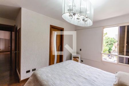 Apartamento à venda com 200m², 4 quartos e 1 vaga Apartamento à venda com 200m², 4 quartos e 1 vagaSuíte