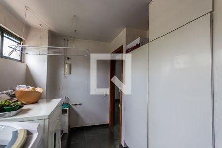 Apartamento à venda com 200m², 4 quartos e 1 vaga Apartamento à venda com 200m², 4 quartos e 1 vagaÁrea de Serviço