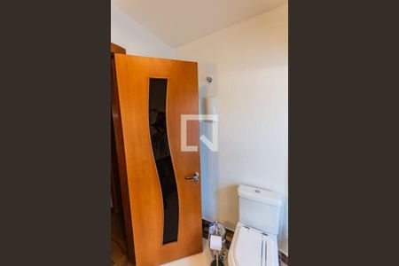 Apartamento à venda com 200m², 4 quartos e 1 vaga Apartamento à venda com 200m², 4 quartos e 1 vagaBanheiro