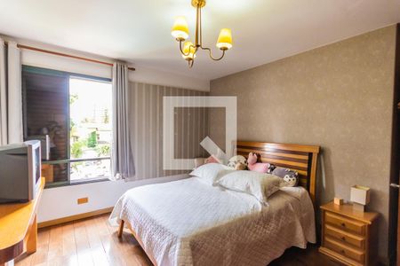 Apartamento à venda com 200m², 4 quartos e 1 vaga Apartamento à venda com 200m², 4 quartos e 1 vagaQuarto 2