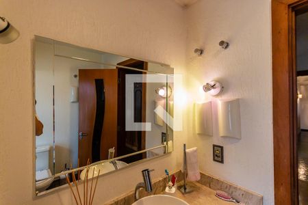 Apartamento à venda com 200m², 4 quartos e 1 vaga Apartamento à venda com 200m², 4 quartos e 1 vagaEspelho