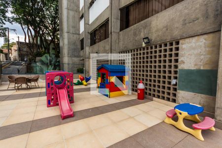 Apartamento à venda com 200m², 4 quartos e 1 vaga Apartamento à venda com 200m², 4 quartos e 1 vagaÁrea Comum - Playground