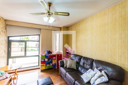 Apartamento à venda com 200m², 4 quartos e 1 vaga Apartamento à venda com 200m², 4 quartos e 1 vagaQuarto 1