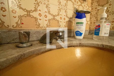 Casa à venda com 538m², 4 quartos e 2 vagasBanheiro Social