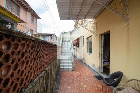 Casa à venda com 538m², 4 quartos e 2 vagasQuintal