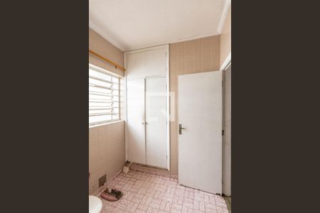 Casa à venda com 175m², 3 quartos e 4 vagasBanheiro