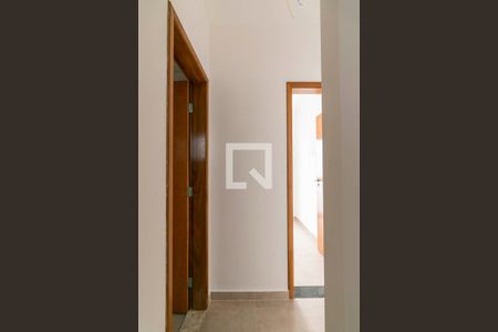 Corredor de apartamento para alugar com 1 quarto, 36m² em Cidade Mãe do Céu, São Paulo