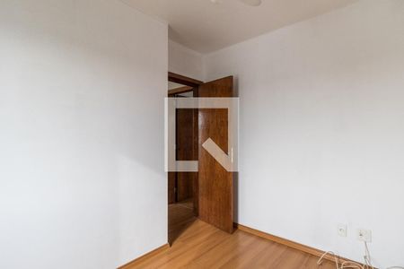 Quarto 1 de apartamento para alugar com 2 quartos, 53m² em Sarandi, Porto Alegre