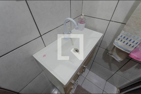 Casa à venda com m², 2 quartos e 1 vagaBanheiro