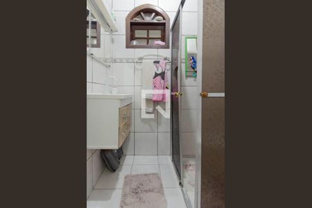 Casa à venda com m², 2 quartos e 1 vagaBanheiro