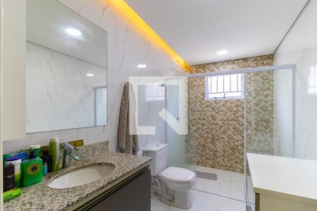 Casa à venda com 224m², 3 quartos e 3 vagasBanheiro