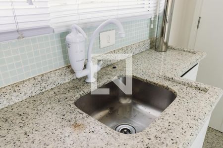 Apartamento para alugar com 79m², 3 quartos e 2 vagasCozinha Pia