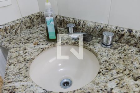 Apartamento para alugar com 79m², 3 quartos e 2 vagasBanheiro da Suíte 1 Pia