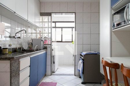 Apartamento à venda com 96m², 3 quartos e 2 vagas Apartamento à venda com 96m², 3 quartos e 2 vagasCozinha