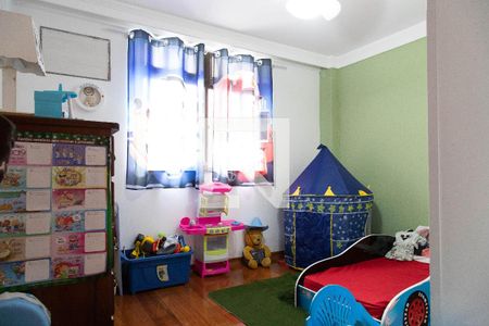 Apartamento à venda com 96m², 3 quartos e 2 vagas Apartamento à venda com 96m², 3 quartos e 2 vagasQuarto 2