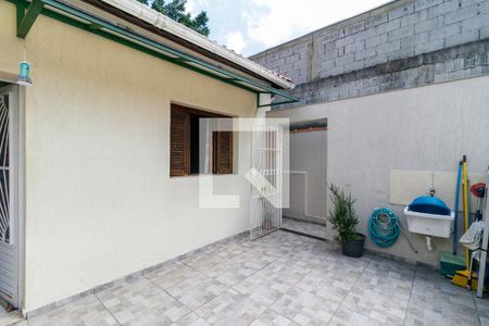 Casa para alugar com 300m², 2 quartos e 4 vagasQuintal