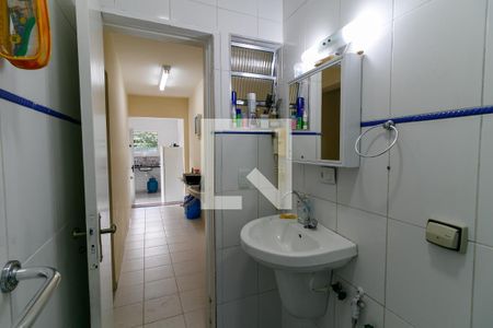 Casa para alugar com 300m², 2 quartos e 4 vagasBanheiro 1