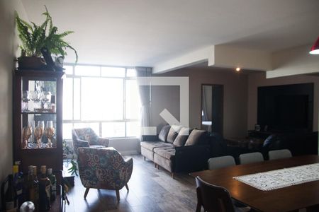 Sala de apartamento à venda com 2 quartos, 120m² em Consolação, São Paulo