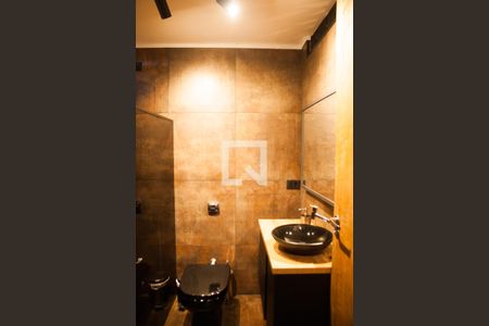 Apartamento à venda com 120m², 2 quartos e 1 vaga Apartamento à venda com 120m², 2 quartos e 1 vagaBanheiro da Suíte 2