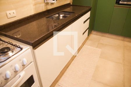 Apartamento à venda com 120m², 2 quartos e 1 vaga Apartamento à venda com 120m², 2 quartos e 1 vagaCozinha - Armários