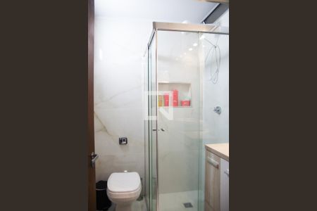 Apartamento à venda com 120m², 2 quartos e 1 vaga Apartamento à venda com 120m², 2 quartos e 1 vagaBanheiro da Suíte 1