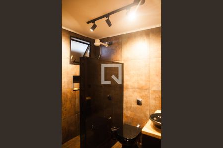 Apartamento à venda com 120m², 2 quartos e 1 vaga Apartamento à venda com 120m², 2 quartos e 1 vagaBanheiro da Suíte 2