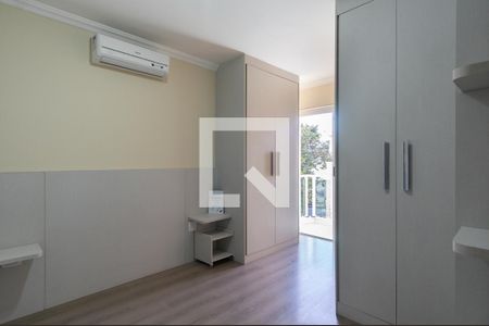 Suíte de casa à venda com 3 quartos, 150m² em Vila Palmeiras, São Paulo