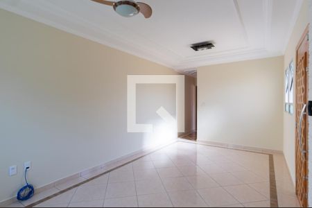 Sala de casa à venda com 3 quartos, 150m² em Vila Palmeiras, São Paulo