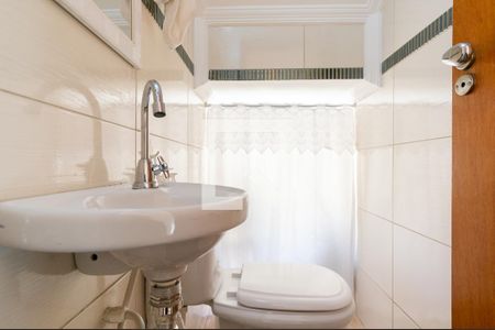 Lavabo de casa à venda com 3 quartos, 150m² em Vila Palmeiras, São Paulo