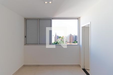 Suíte de apartamento para alugar com 1 quarto, 47m² em Cambuí, Campinas