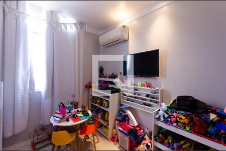 Quarto 2 de apartamento para alugar com 2 quartos, 65m² em Fonseca, Niterói